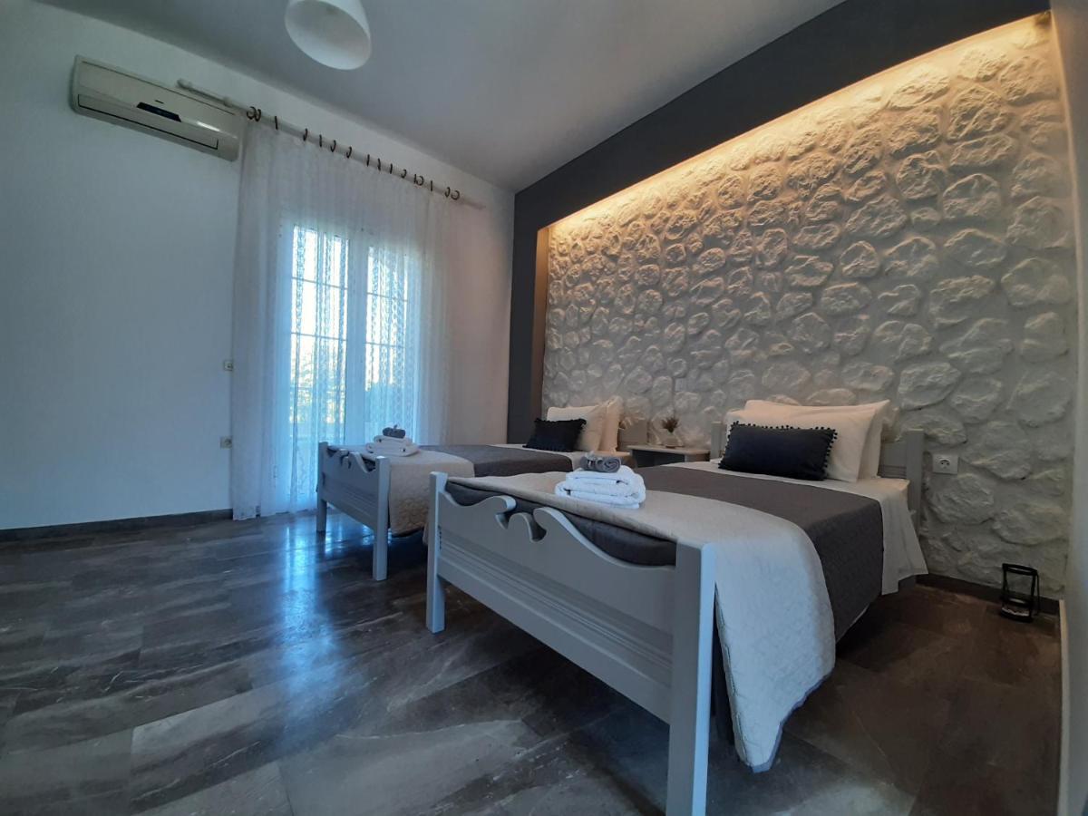 Spiridoula 1 Studios & Apartments Сидари Екстериор снимка