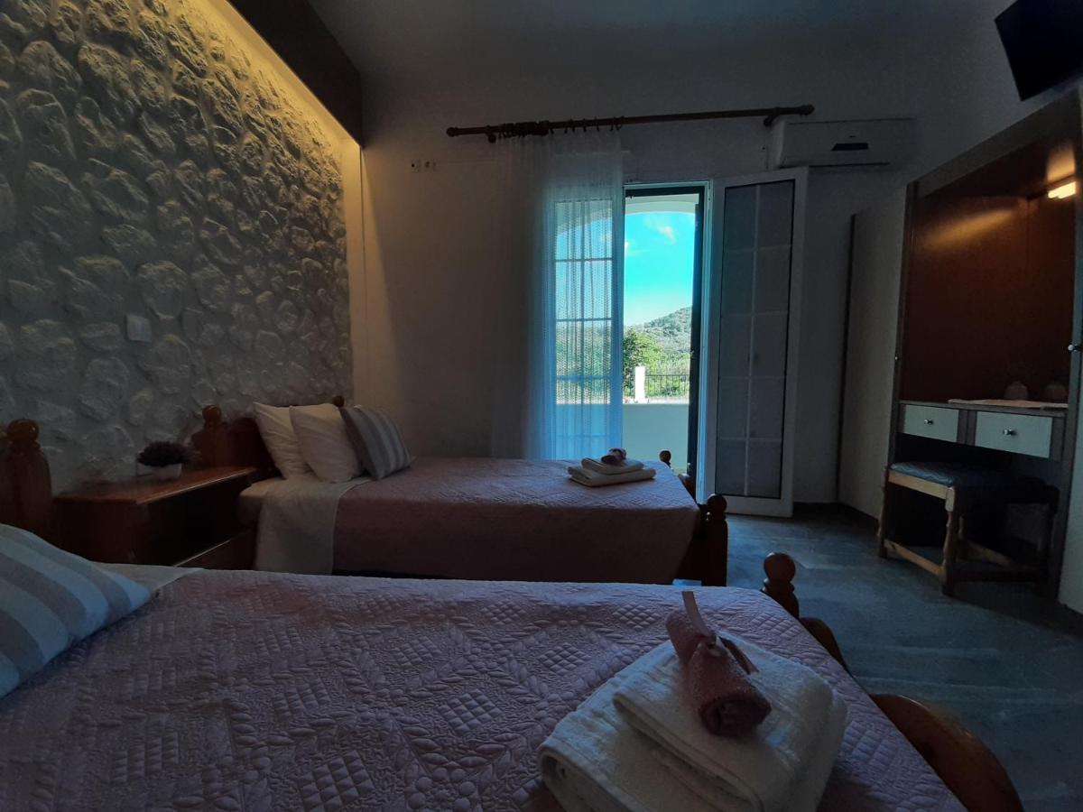 Spiridoula 1 Studios & Apartments Сидари Екстериор снимка