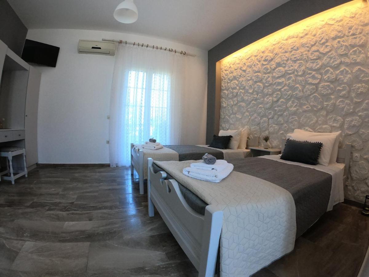 Spiridoula 1 Studios & Apartments Сидари Екстериор снимка