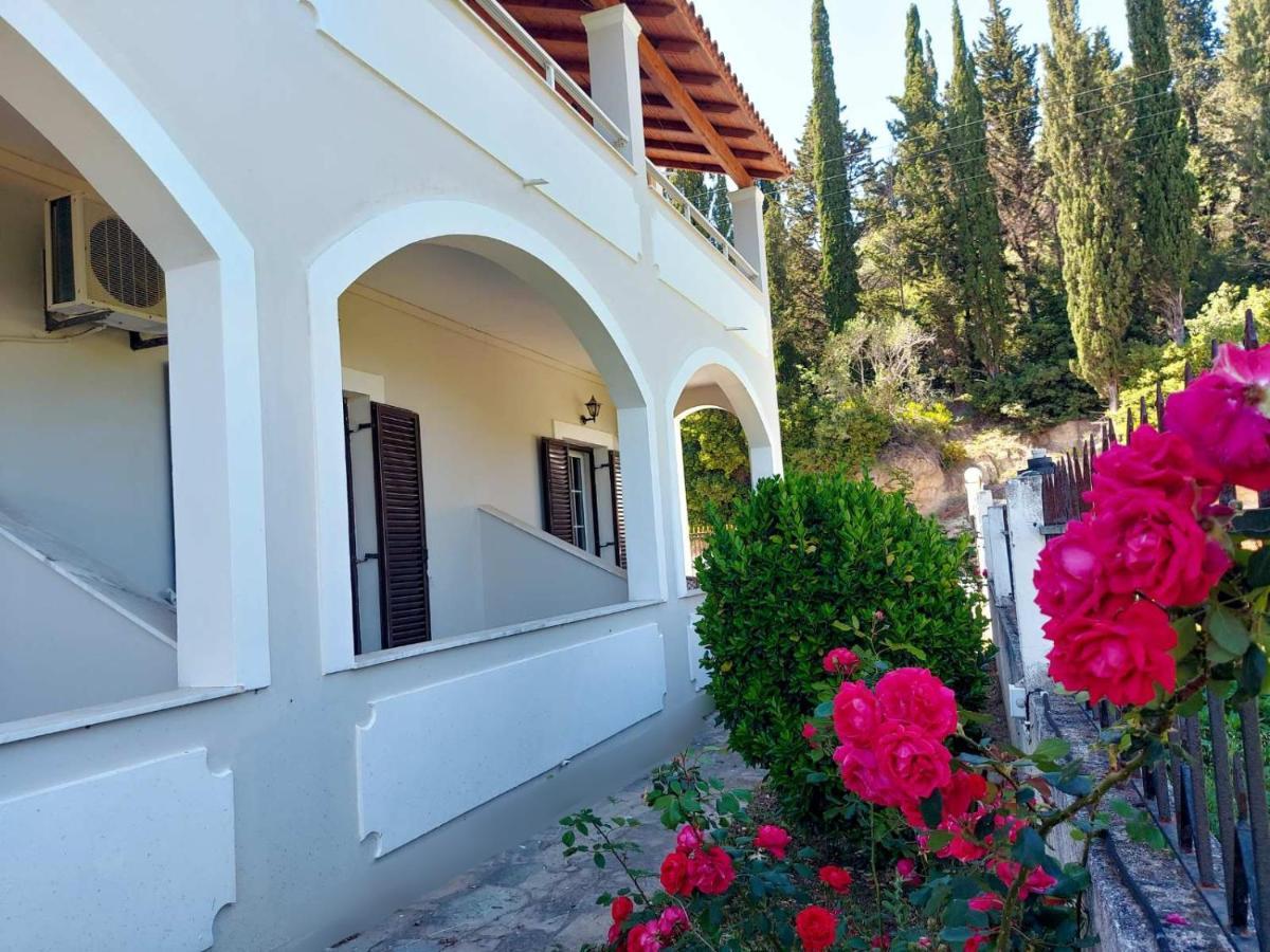 Spiridoula 1 Studios & Apartments Сидари Екстериор снимка