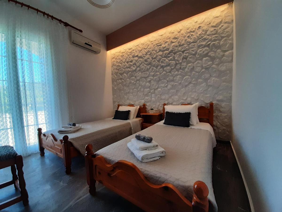 Spiridoula 1 Studios & Apartments Сидари Екстериор снимка