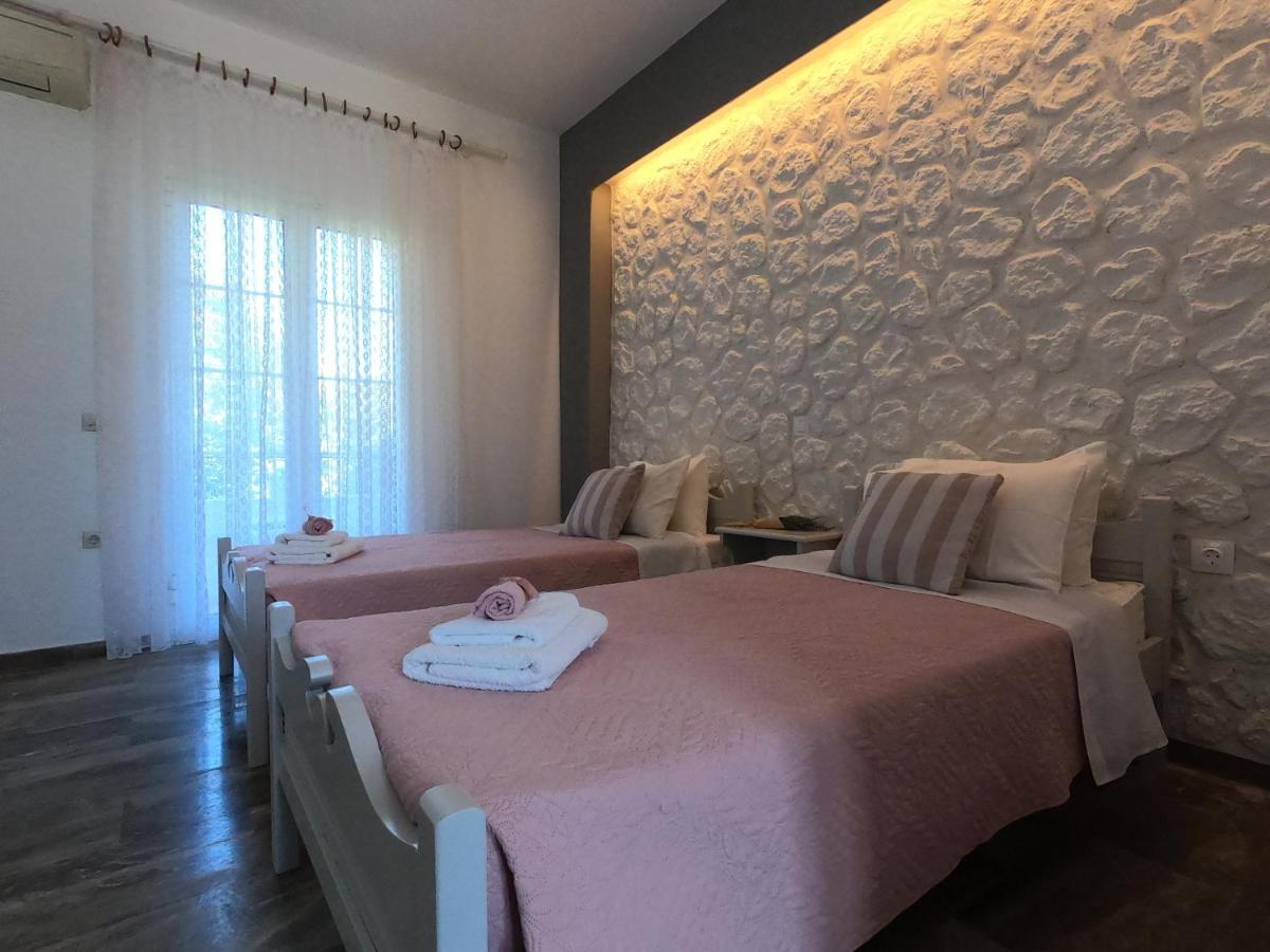 Spiridoula 1 Studios & Apartments Сидари Екстериор снимка