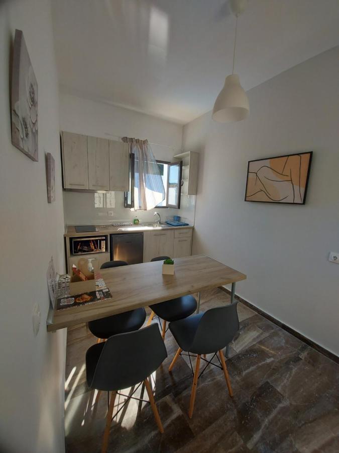 Spiridoula 1 Studios & Apartments Сидари Екстериор снимка
